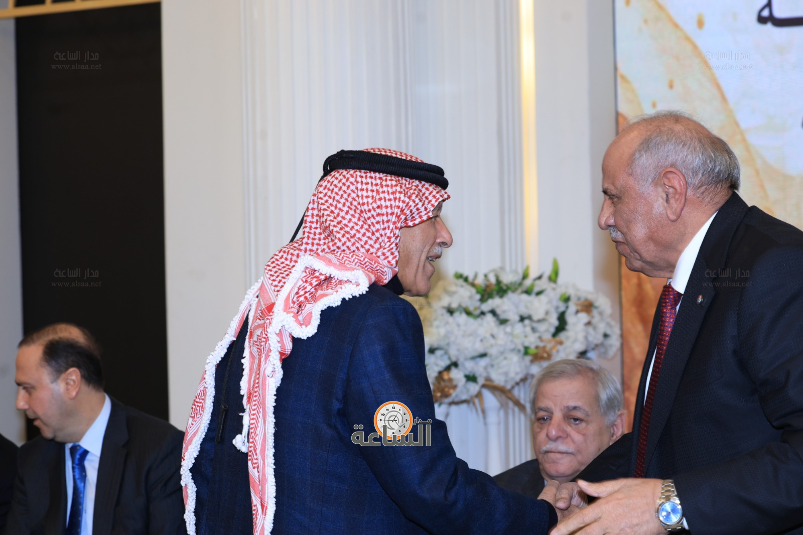 Madar Al-Saa Images 0.6359539673094919