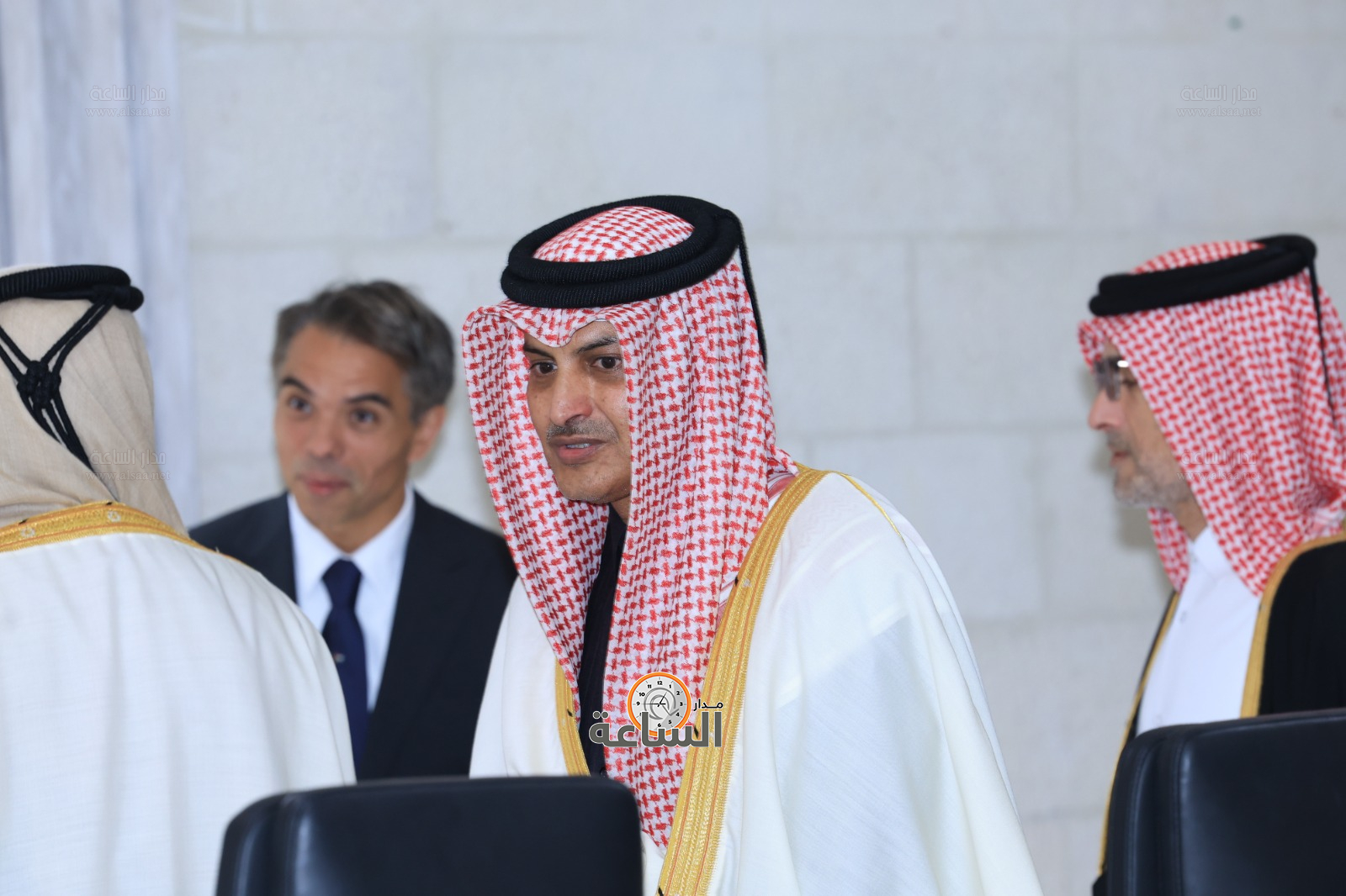 Madar Al-Saa Images 0.02301465094949362