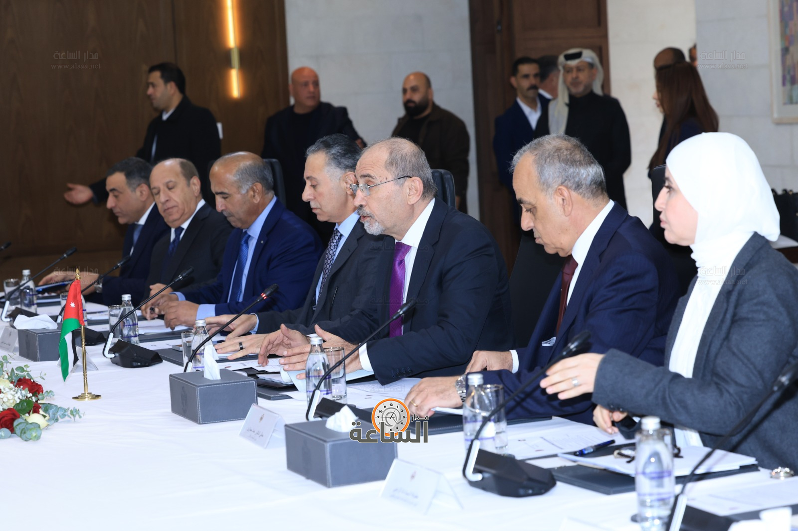 Madar Al-Saa Images 0.3712171967447252