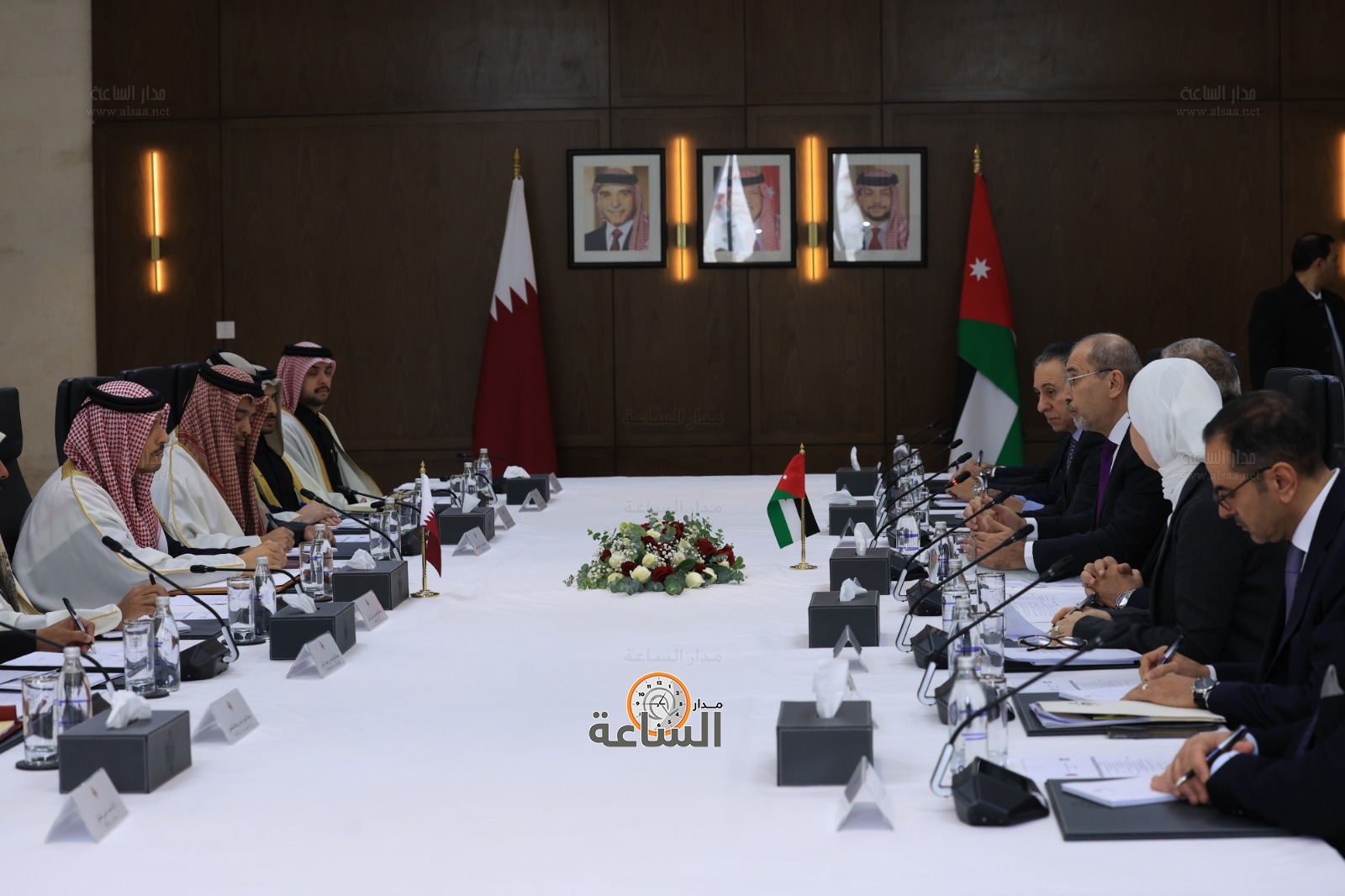 Madar Al-Saa Images 0.04997382296783803