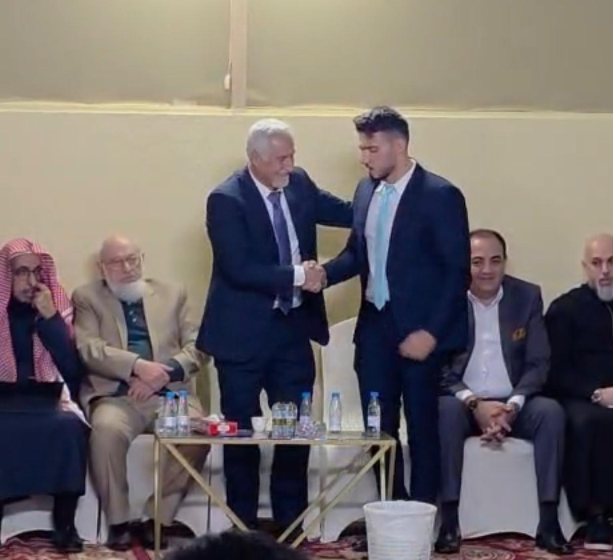 Madar Al-Saa Images 0.7137335109499287