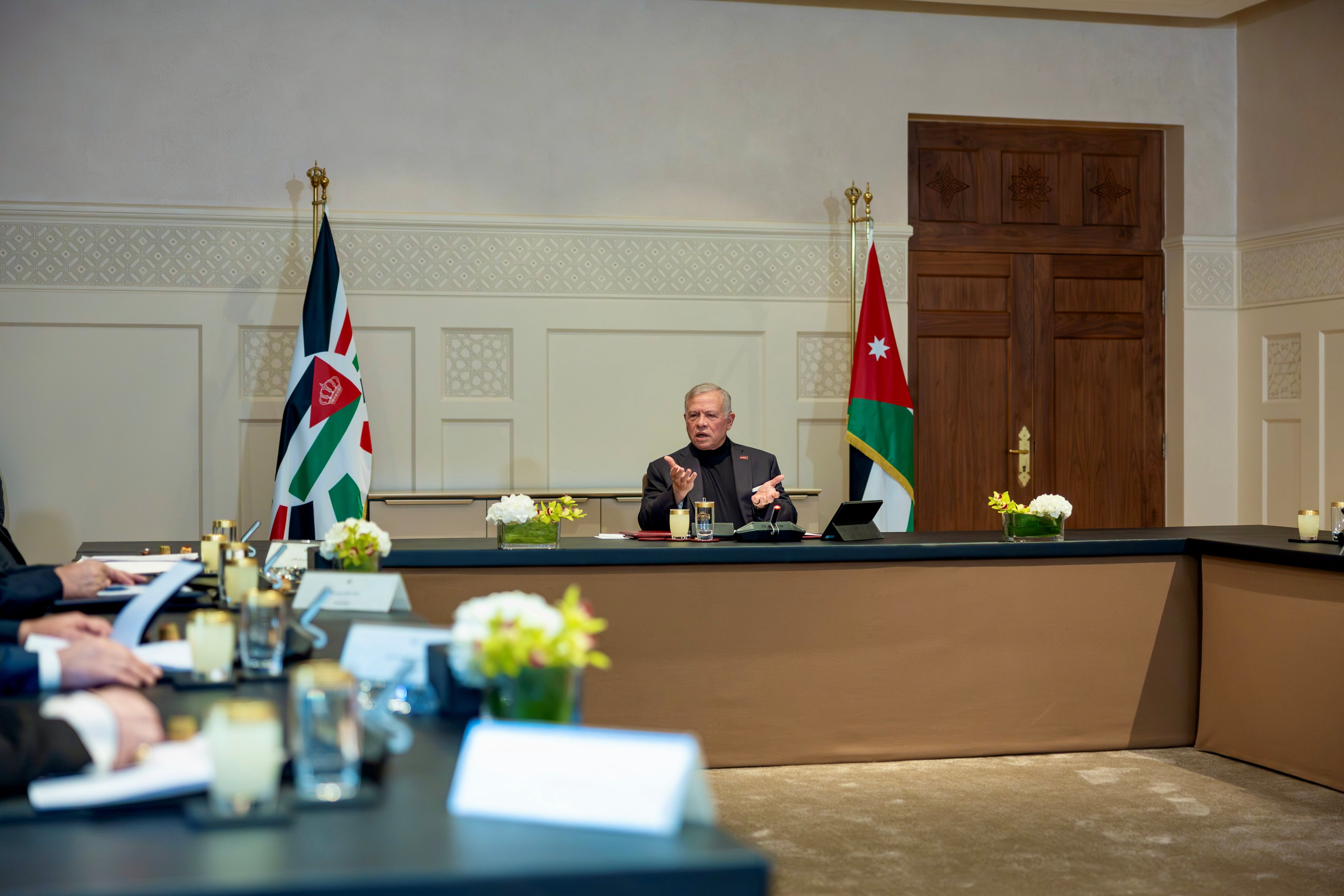 Madar Al-Saa Images 0.3720899432344017