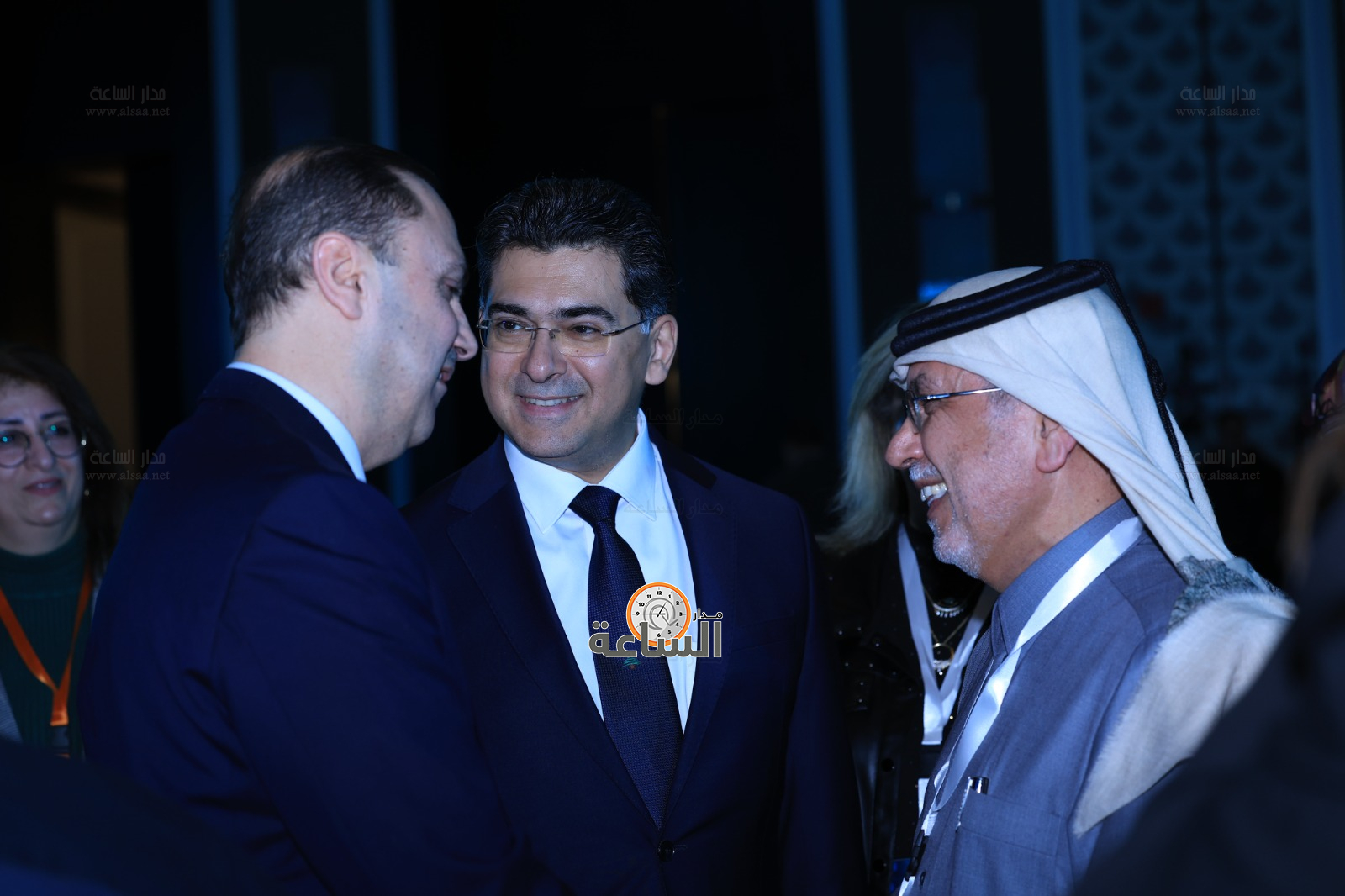 Madar Al-Saa Images 0.9606986648550074