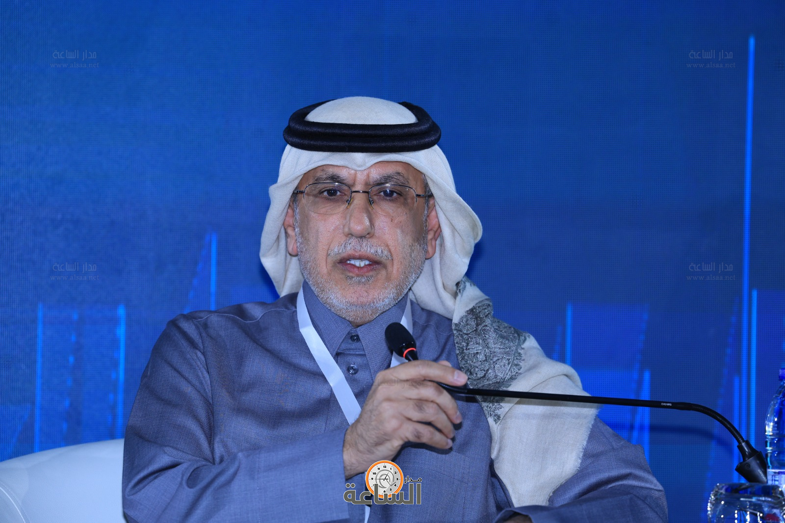 Madar Al-Saa Images 0.3530730229885859