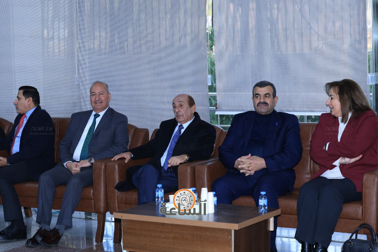 Madar Al-Saa Images 0.4344365258940396