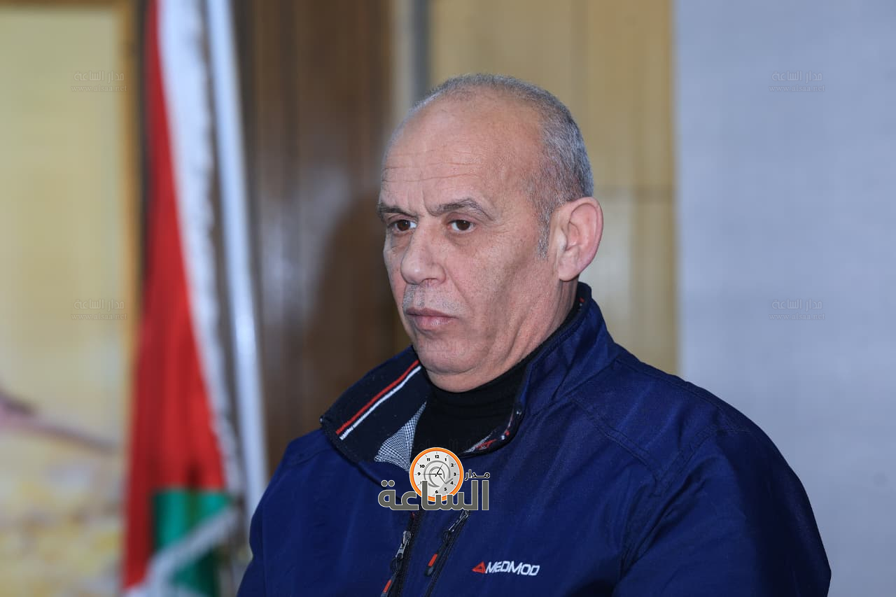 Madar Al-Saa Images 0.47711049685447815