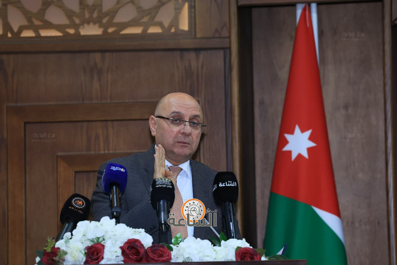 Madar Al-Saa Images 0.5298156989219979