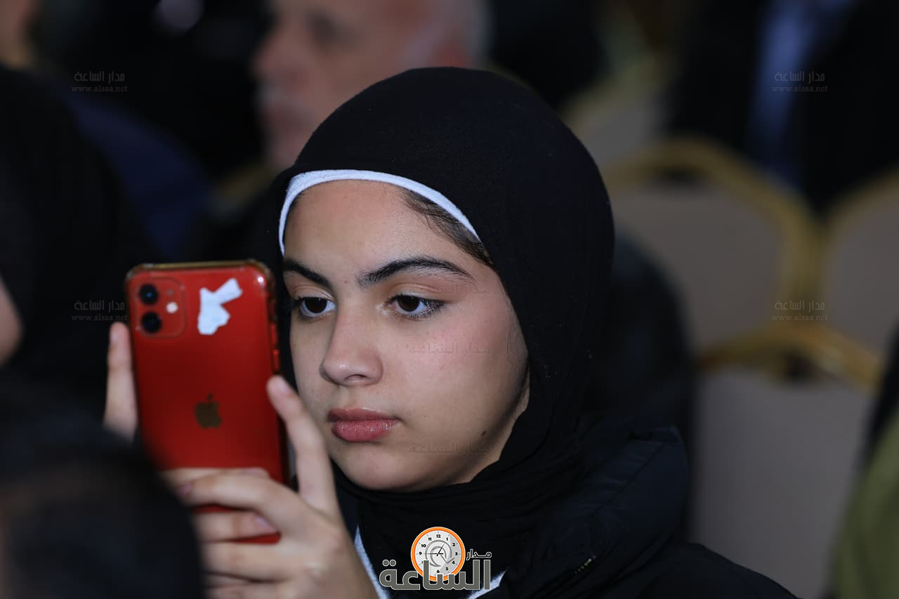 Madar Al-Saa Images 0.33926652068238317