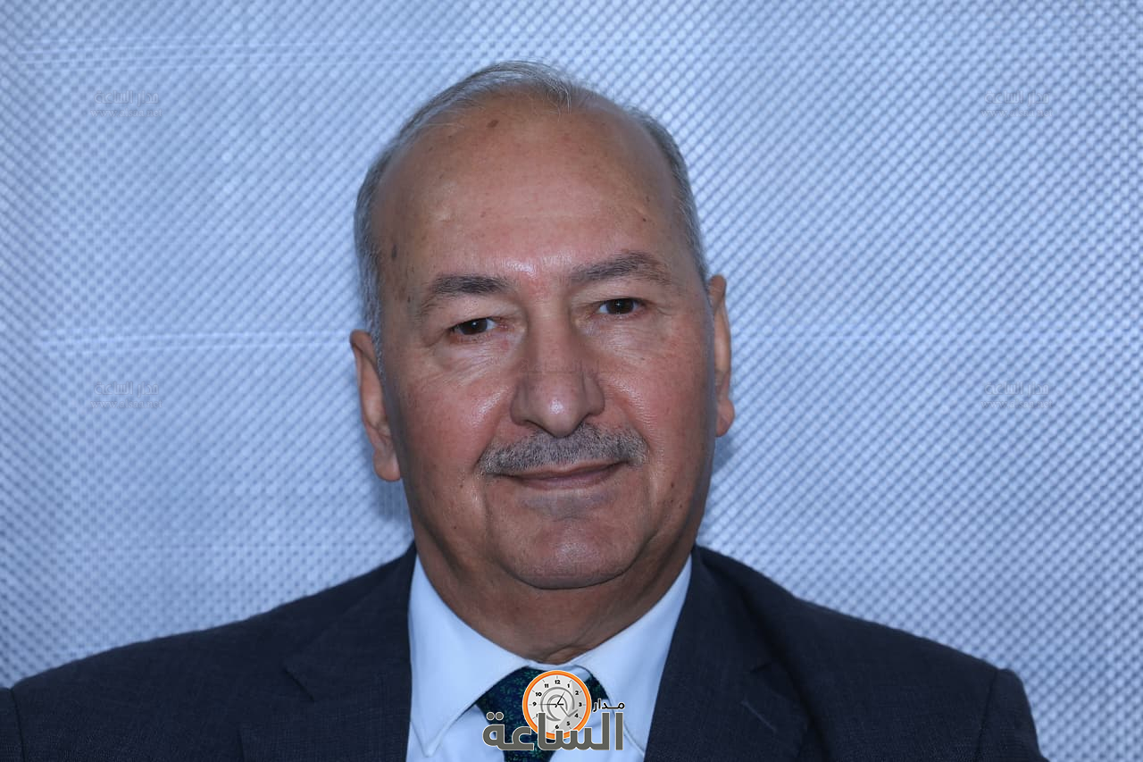 Madar Al-Saa Images 0.5363219423191936