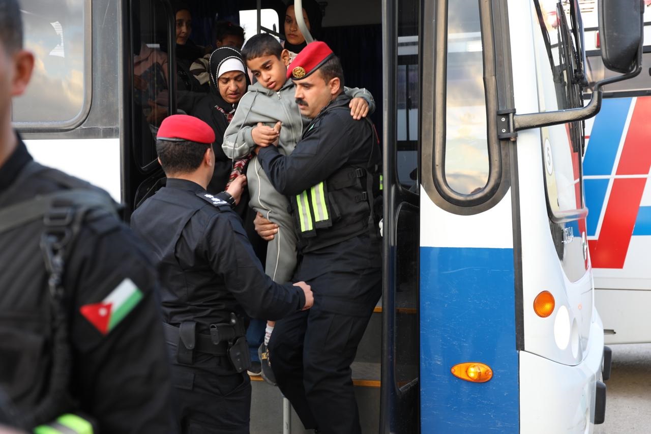 Madar Al-Saa Images 0.16579688506551582