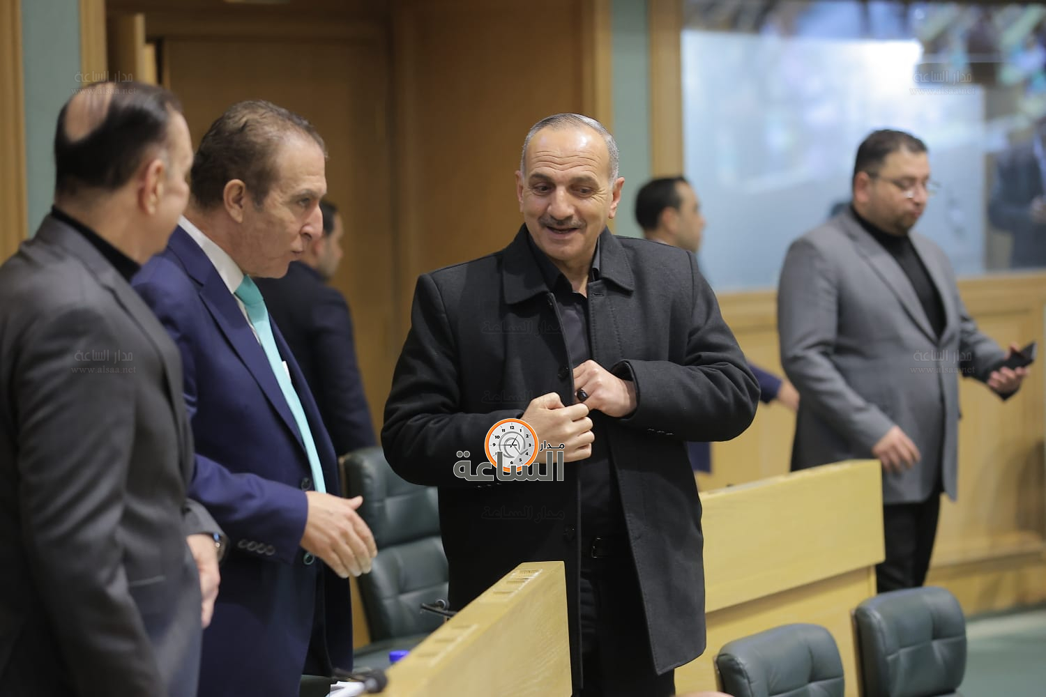 Madar Al-Saa Images 0.5126152981567421