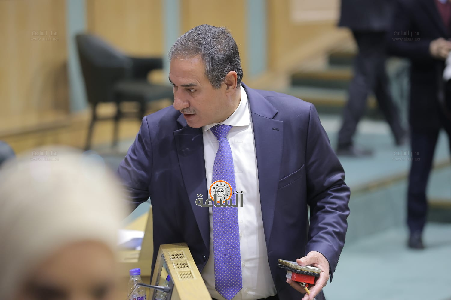 Madar Al-Saa Images 0.2999159983742554