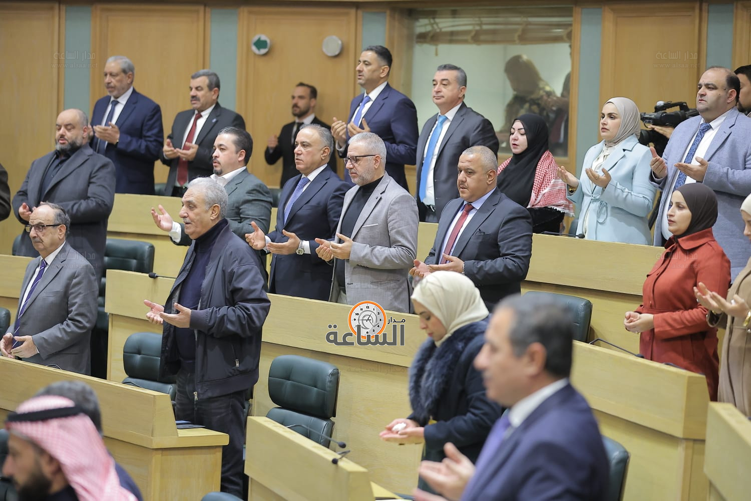 Madar Al-Saa Images 0.7547304843604874