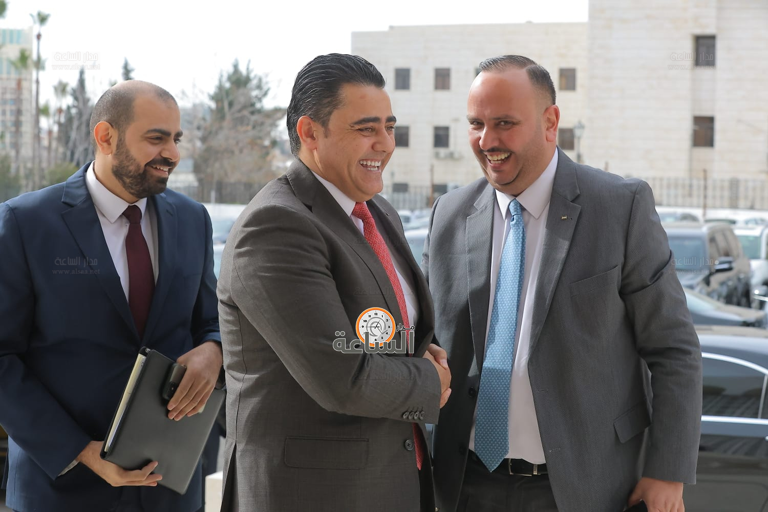 Madar Al-Saa Images 0.19889736274804892