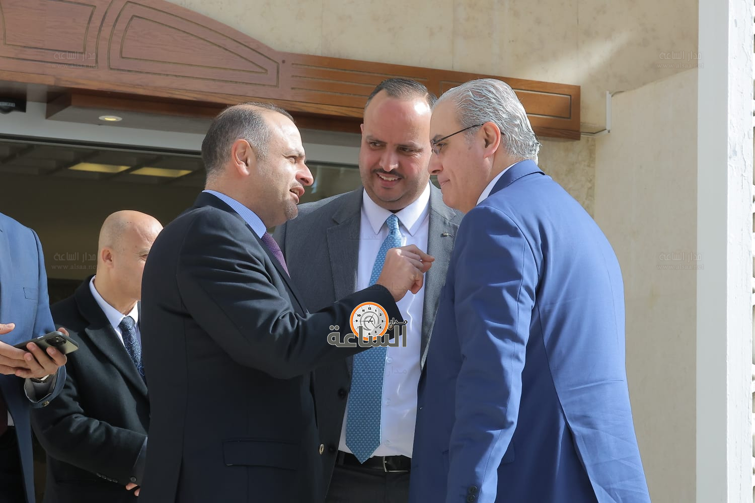 Madar Al-Saa Images 0.696907264924633