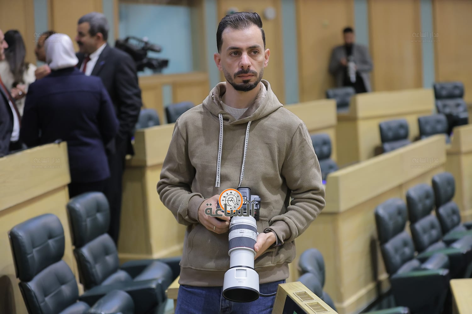 Madar Al-Saa Images 0.23148384906627917