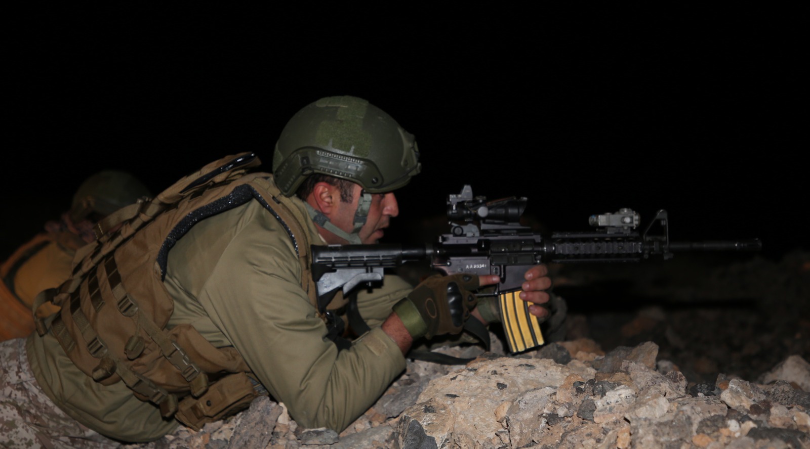 Madar Al-Saa Images 0.8702793736001537