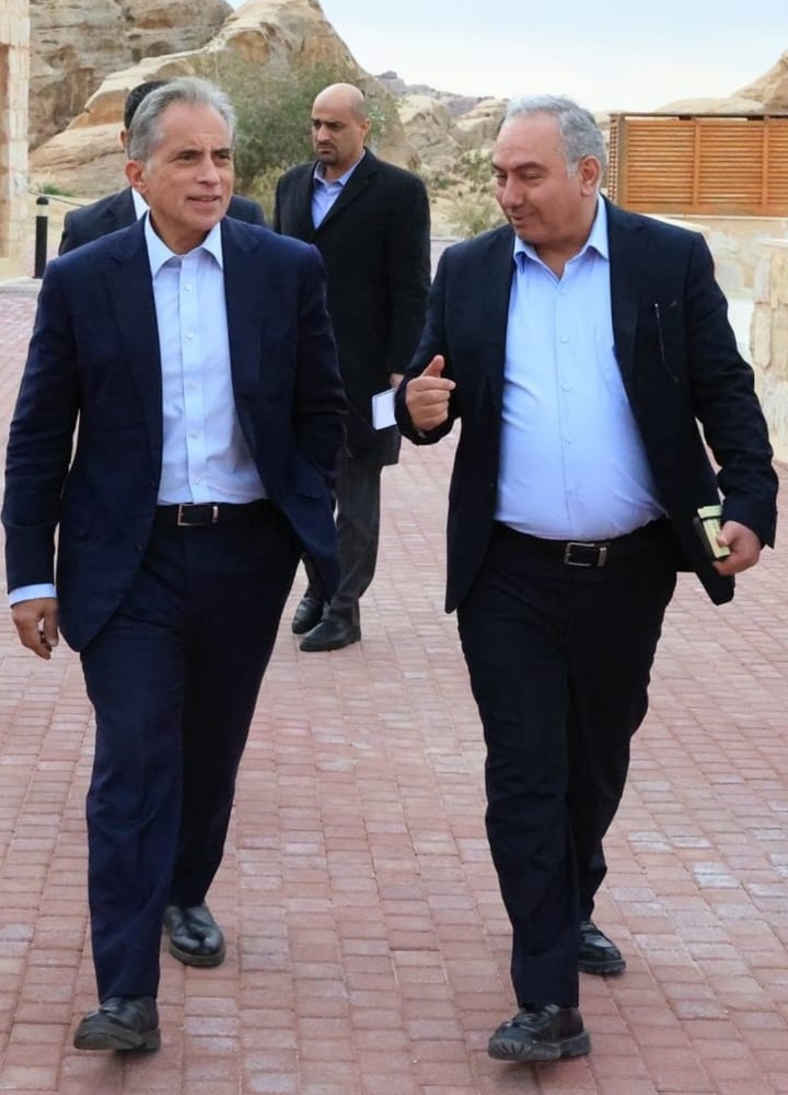 Madar Al-Saa Images 0.2664595033459547