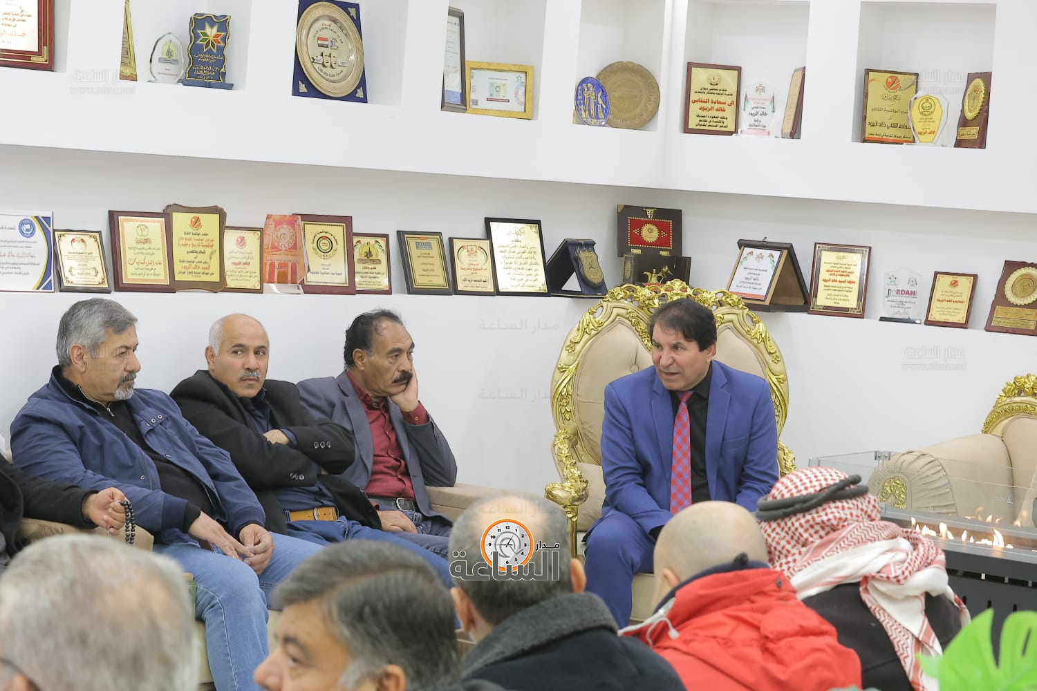 Madar Al-Saa Images 0.7321805857323822