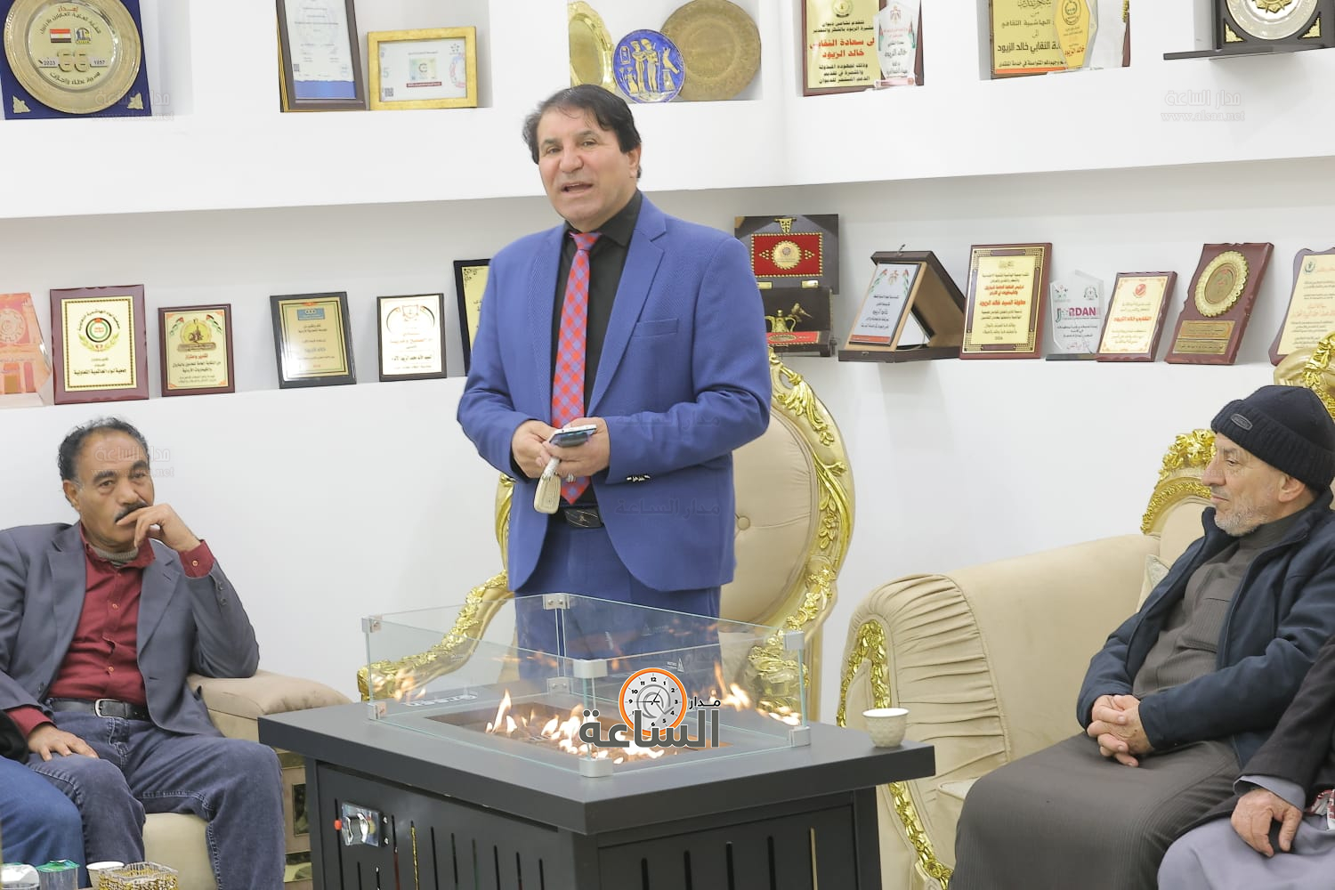 Madar Al-Saa Images 0.03932505099272565