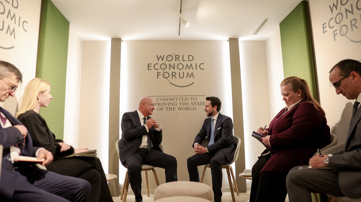 Madar Al-Saa Images 0.30128990501853103