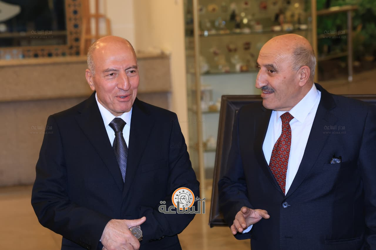 Madar Al-Saa Images 0.14941191006243393