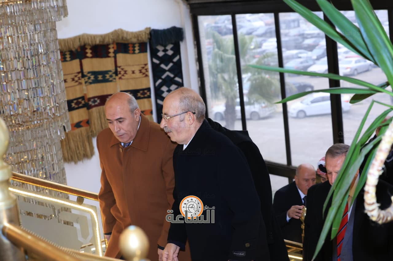 Madar Al-Saa Images 0.41731370520694155