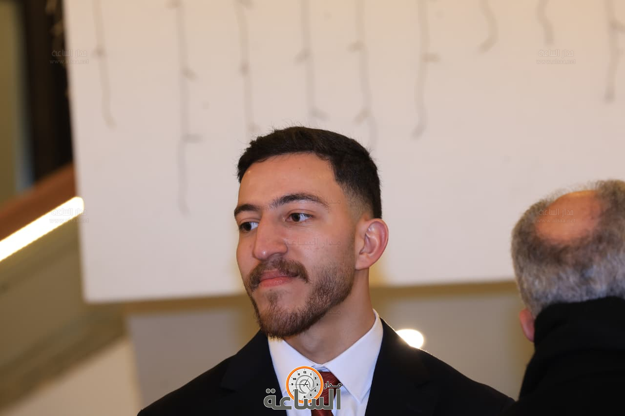 Madar Al-Saa Images 0.7392591064756799