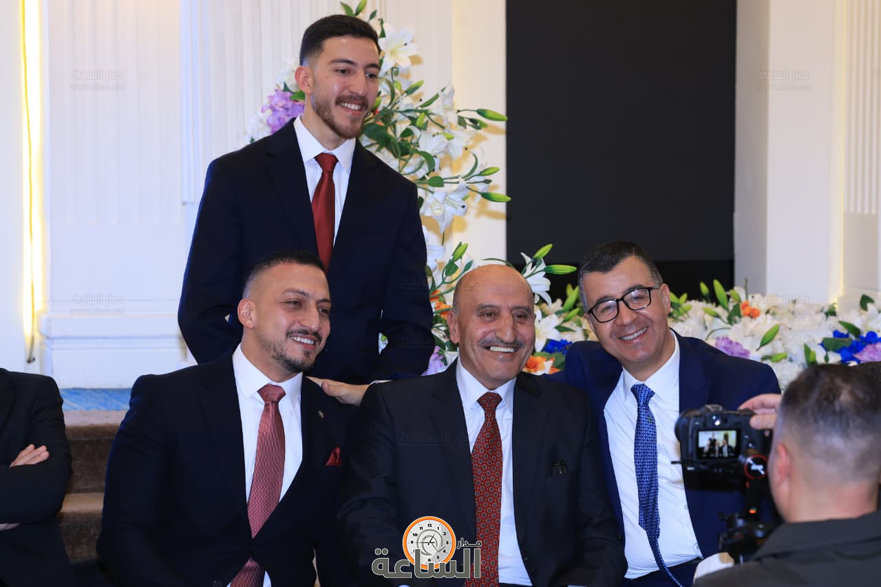 Madar Al-Saa Images 0.04563605532017301