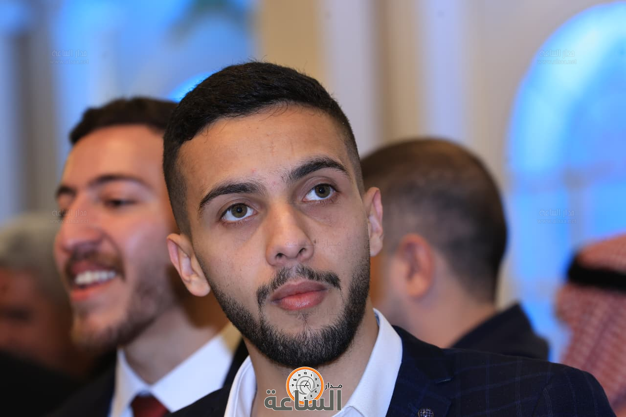 Madar Al-Saa Images 0.6395859942603517