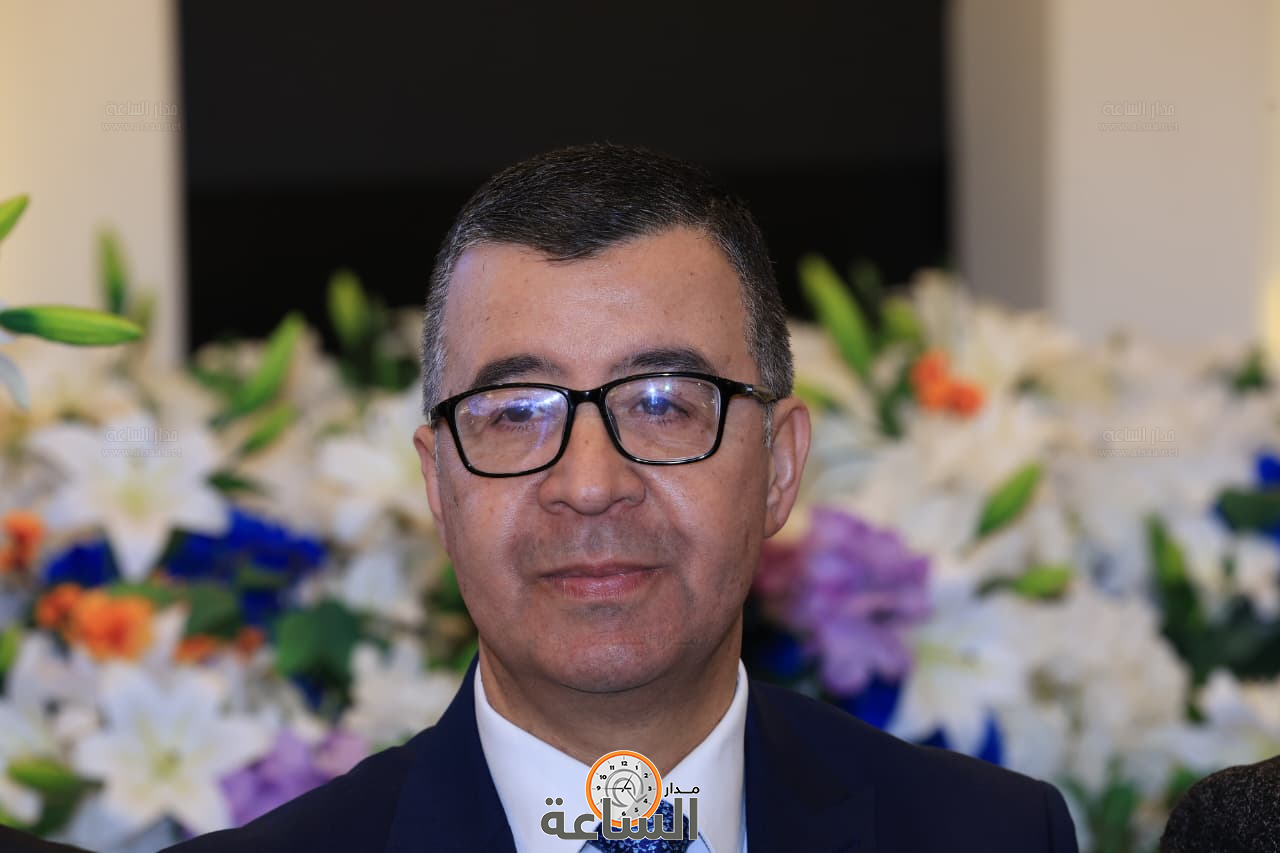 Madar Al-Saa Images 0.044080562731519835