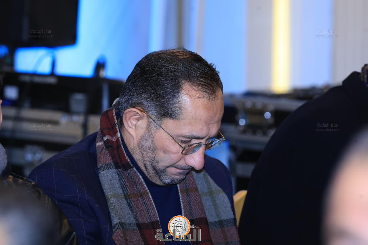 Madar Al-Saa Images 0.22023786565380865