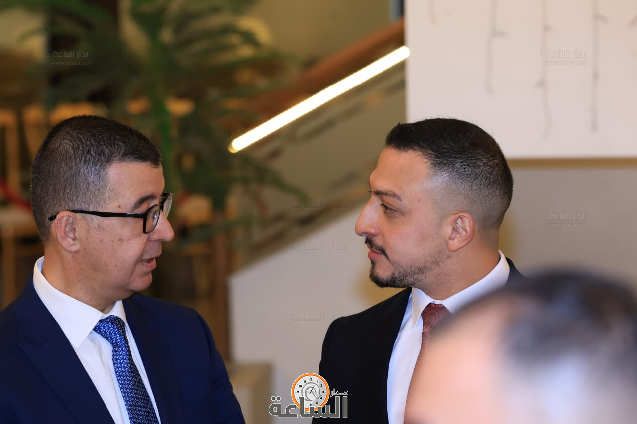 Madar Al-Saa Images 0.3198629441209664