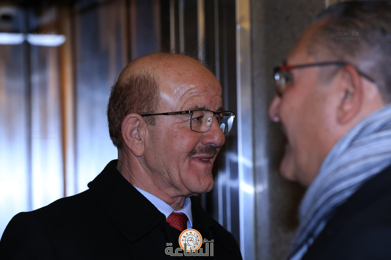 Madar Al-Saa Images 0.015113521420675124