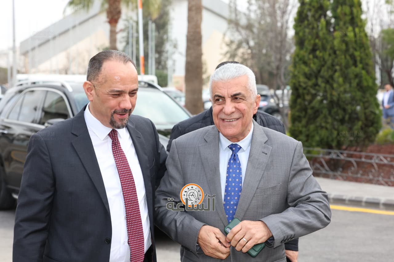 Madar Al-Saa Images 0.8326938560909384