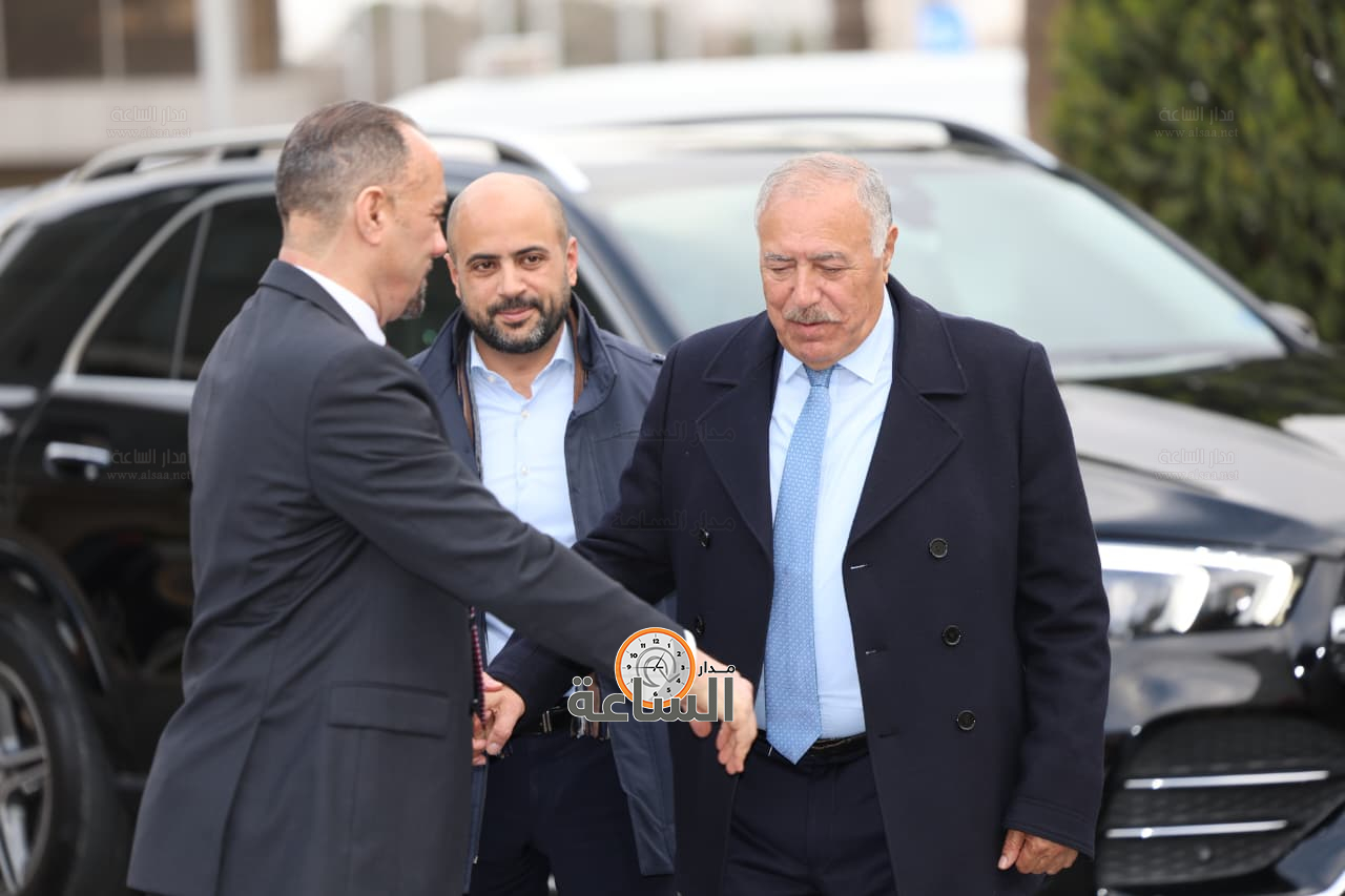 Madar Al-Saa Images 0.6993142560251328