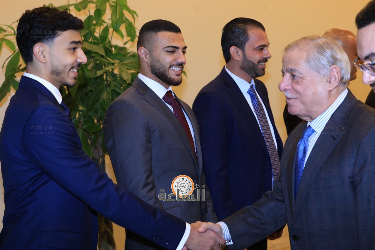 Madar Al-Saa Images 0.7654415288443603