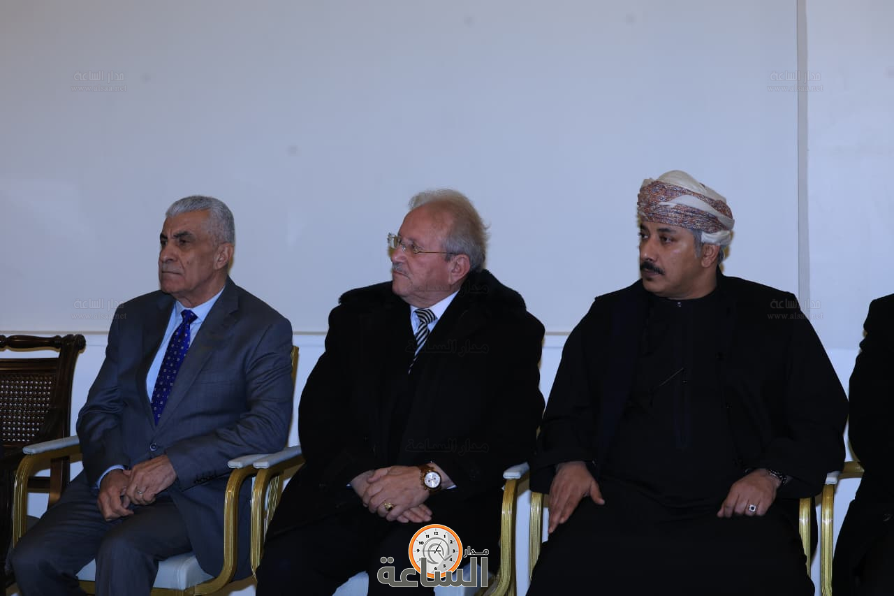 Madar Al-Saa Images 0.32086413963082583