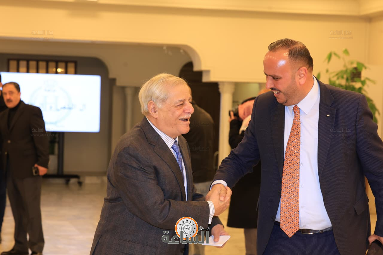 Madar Al-Saa Images 0.08317288315497529