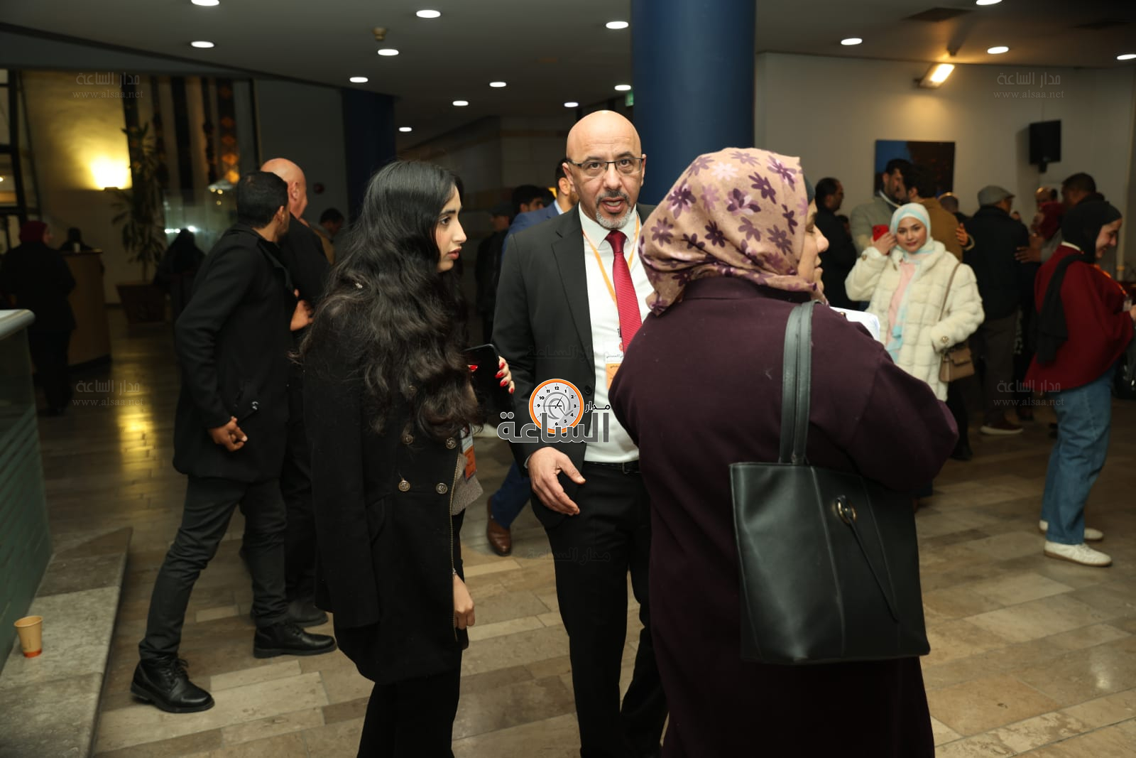 Madar Al-Saa Images 0.8901928348828301