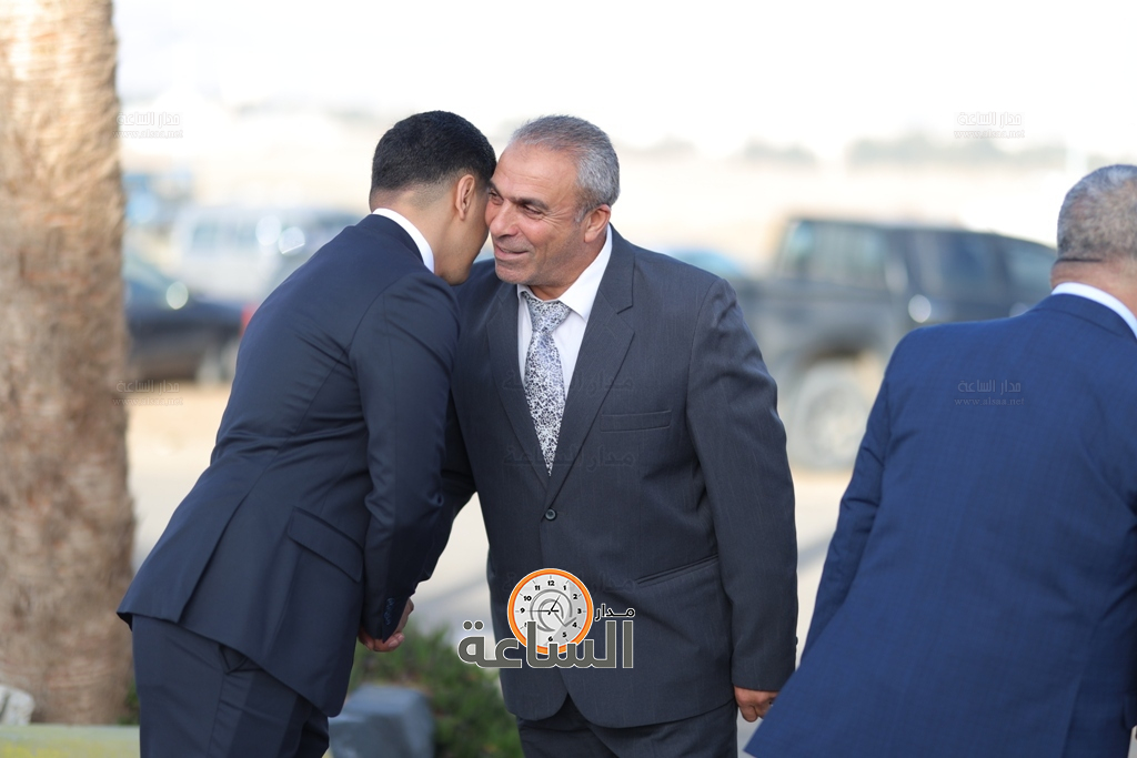 Madar Al-Saa Images 0.5744996954043919