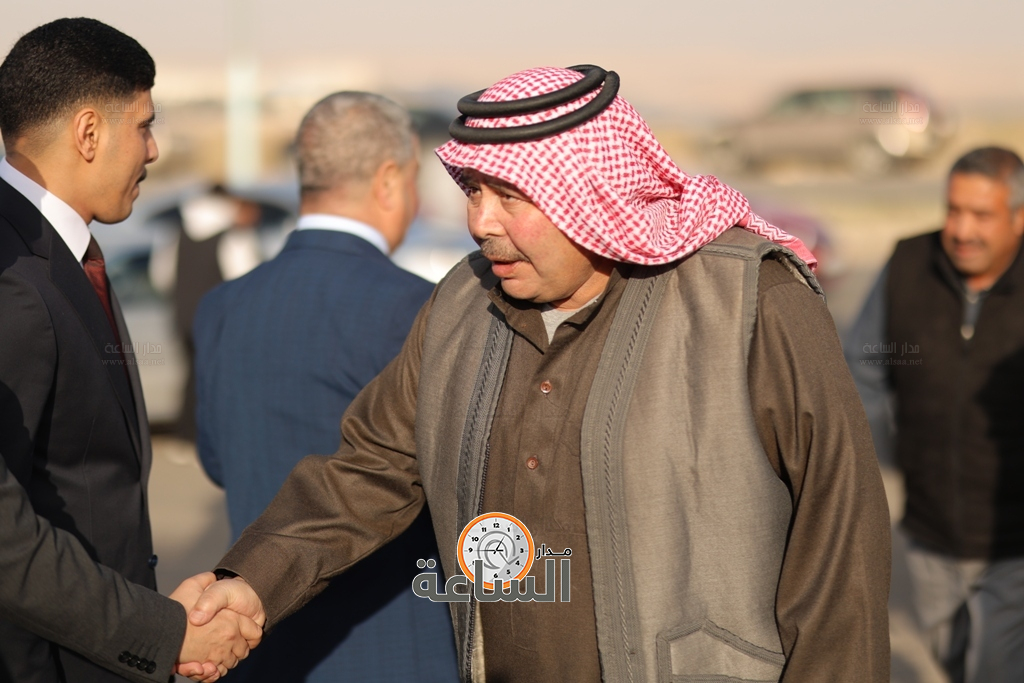 Madar Al-Saa Images 0.457918415906416