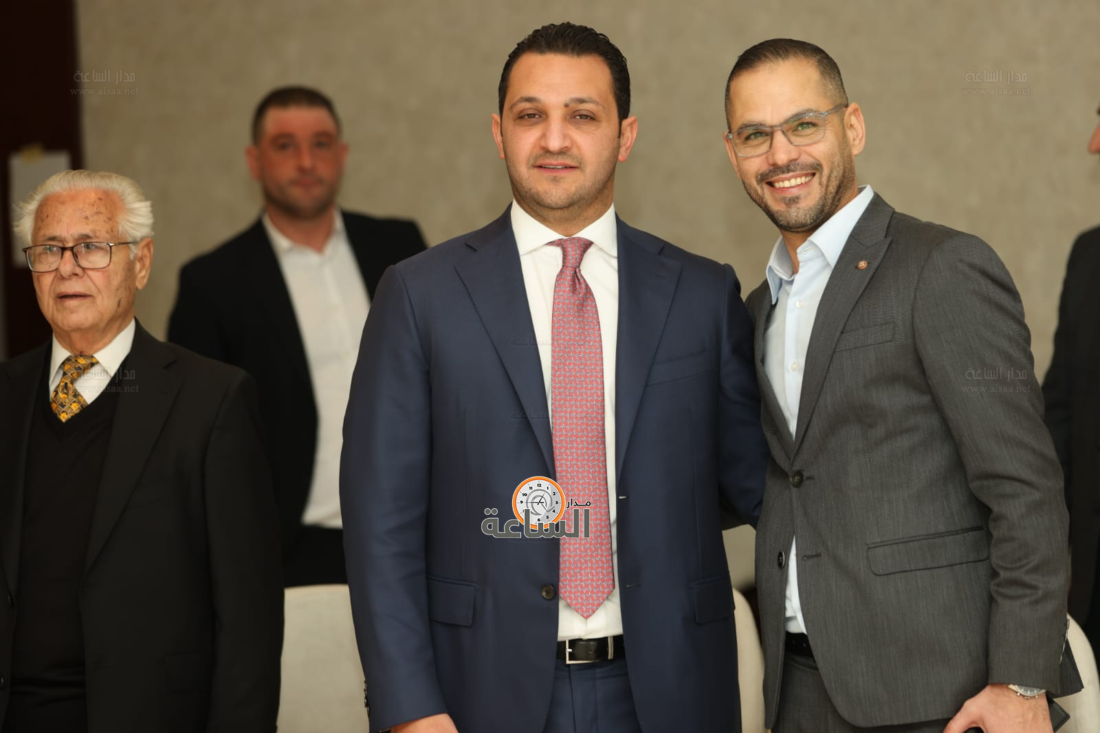 Madar Al-Saa Images 0.20377604433029162