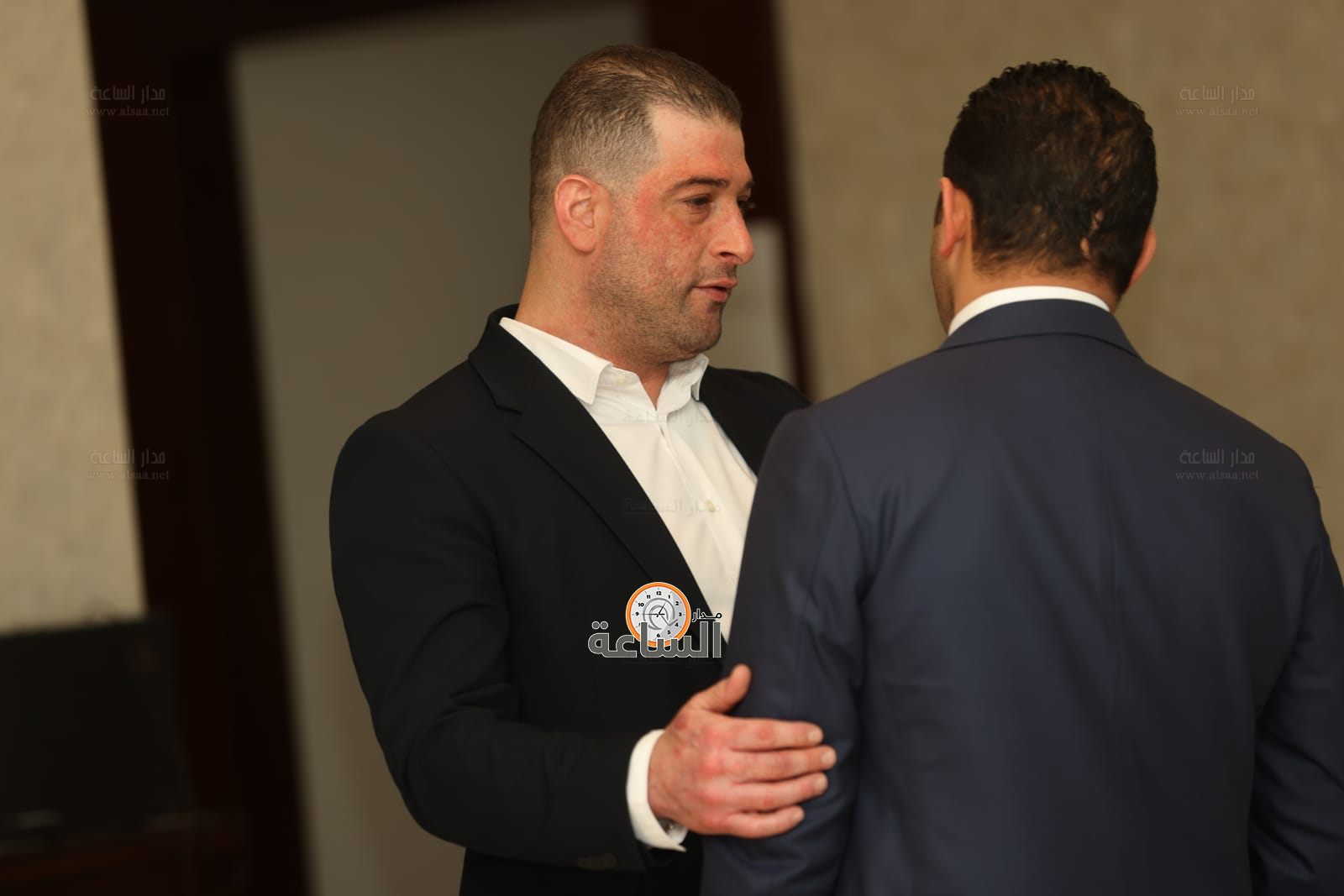 Madar Al-Saa Images 0.3739145886862031