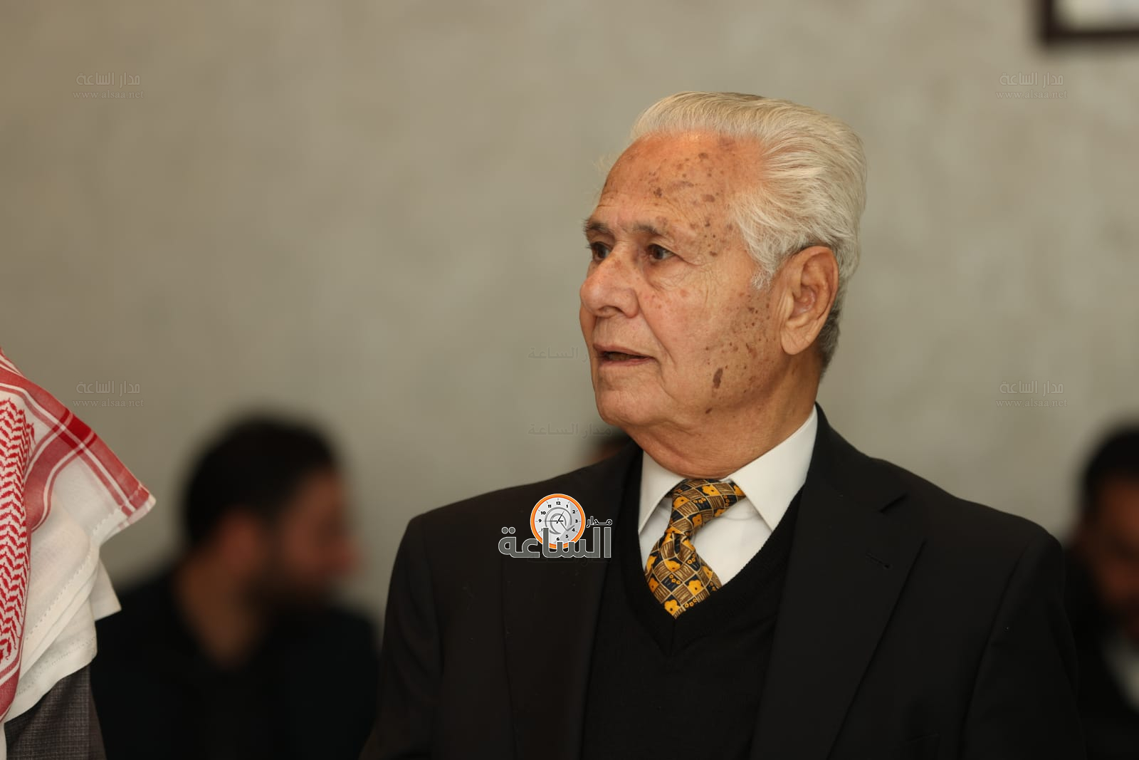 Madar Al-Saa Images 0.9957718022441113