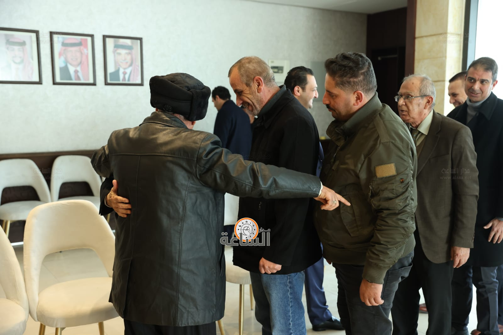 Madar Al-Saa Images 0.8755218672454084