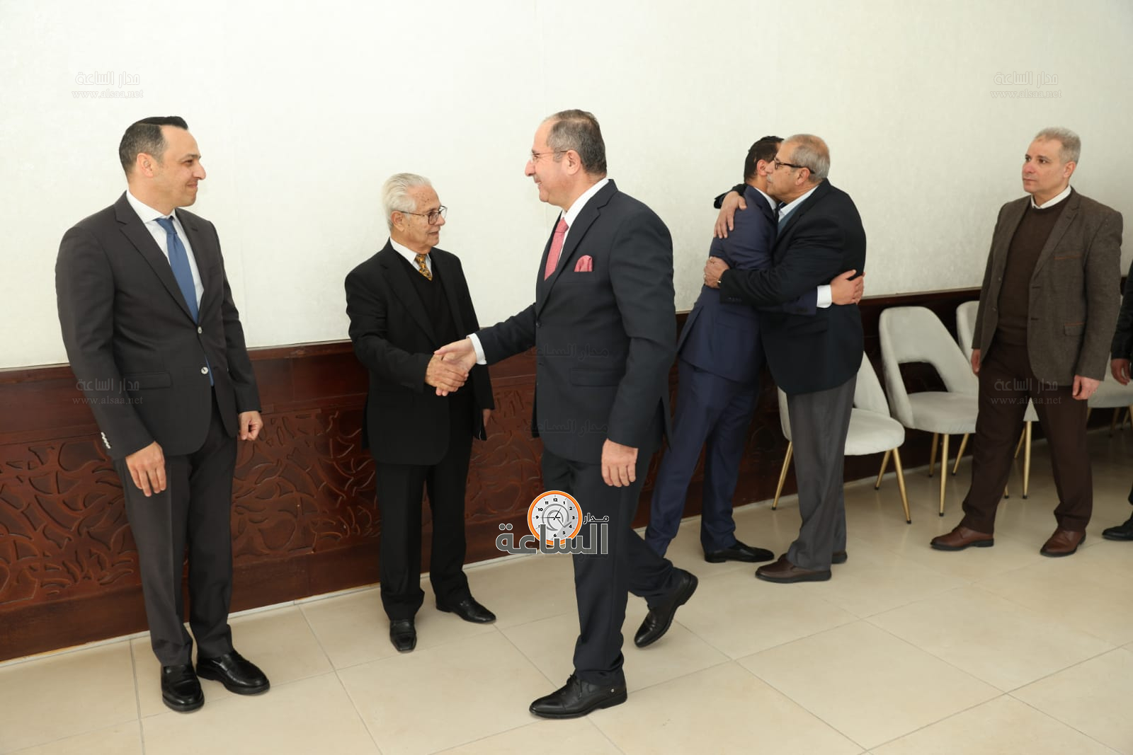 Madar Al-Saa Images 0.6786659346942268