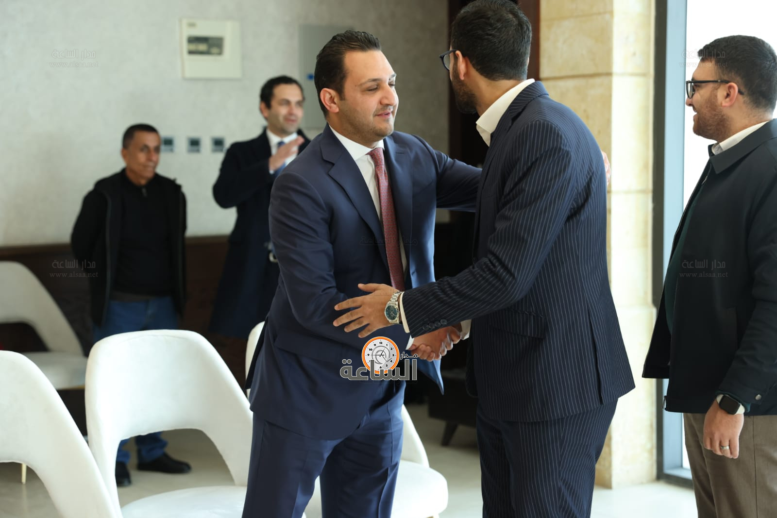 Madar Al-Saa Images 0.571875965999674