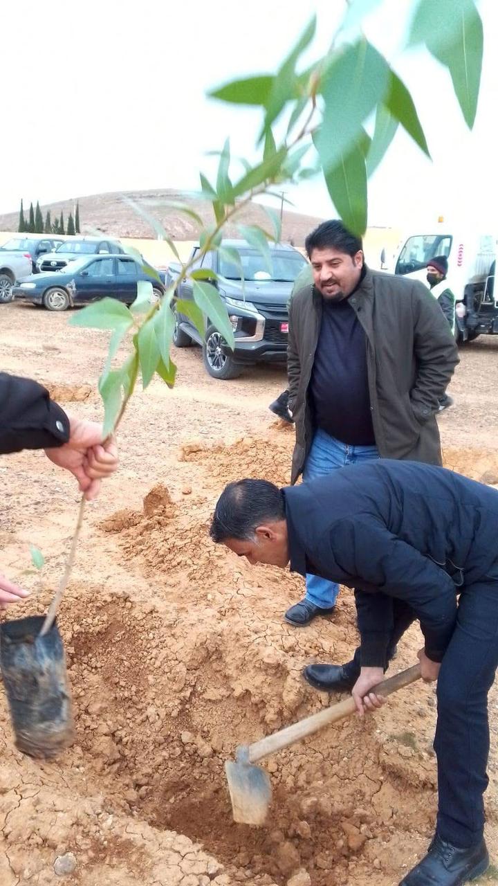 Madar Al-Saa Images 0.43345090843242906