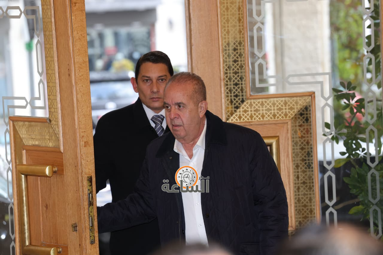 Madar Al-Saa Images 0.39540581448176404